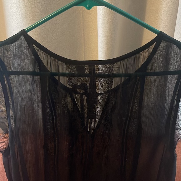 Lauren Conrad Sheer Tie Top - Picture 4 of 4